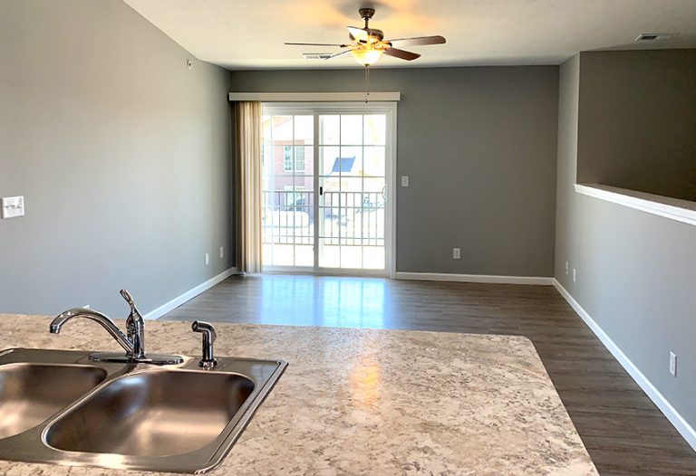 Life At Lake Point Lake Point Apartments, Oaks Apartments